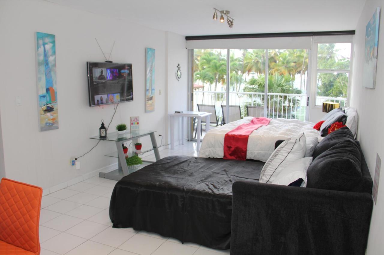 Hobie Oceanfront Apartment At Isla Verde San Juan Extérieur photo