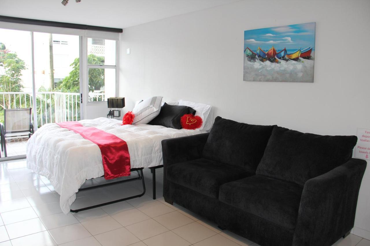 Hobie Oceanfront Apartment At Isla Verde San Juan Extérieur photo
