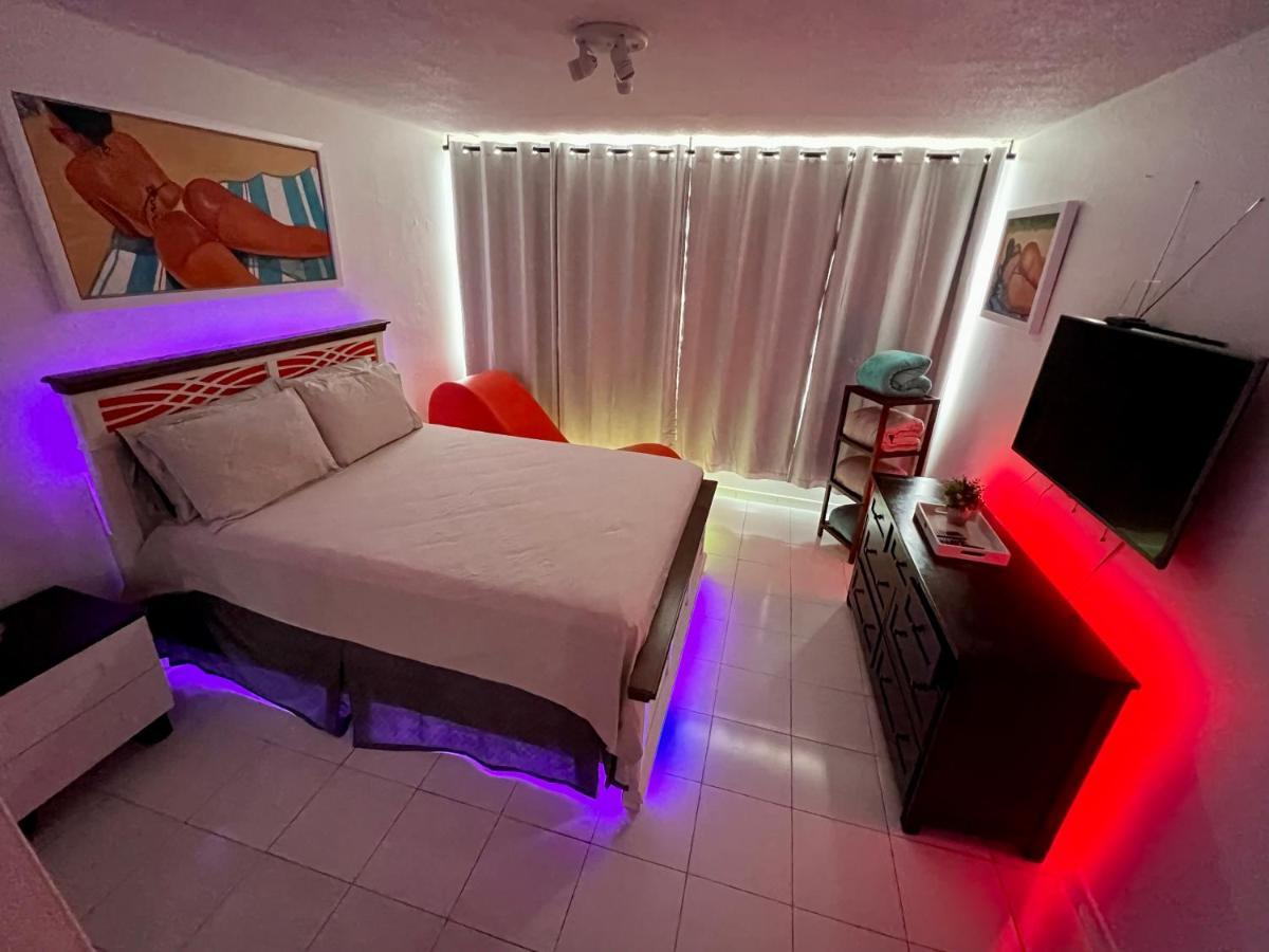 Hobie Oceanfront Apartment At Isla Verde San Juan Extérieur photo