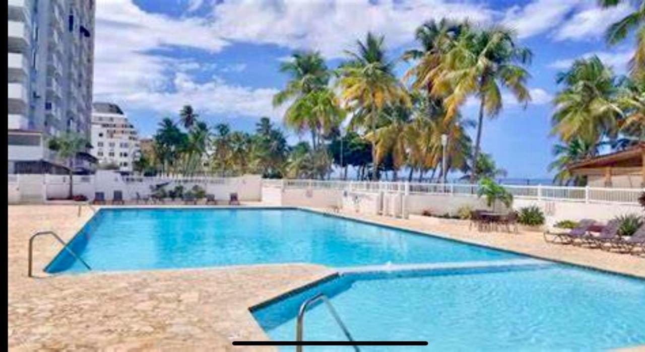 Hobie Oceanfront Apartment At Isla Verde San Juan Extérieur photo
