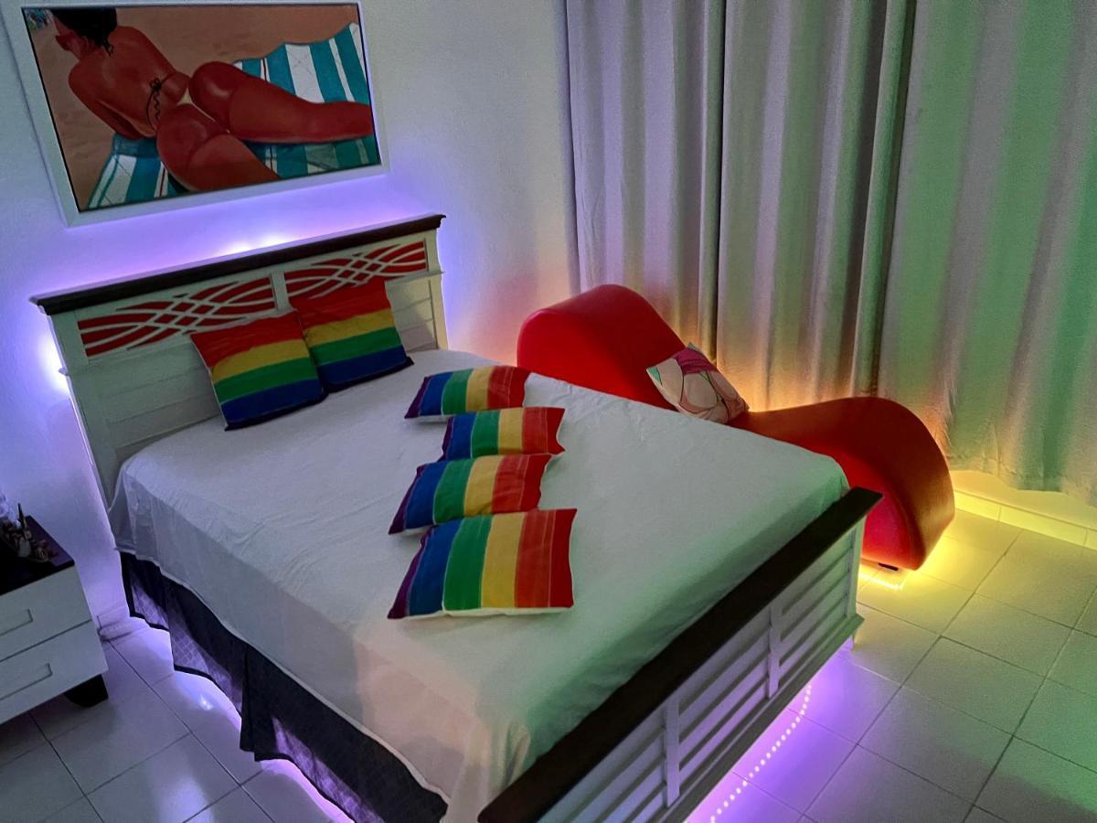 Hobie Oceanfront Apartment At Isla Verde San Juan Extérieur photo